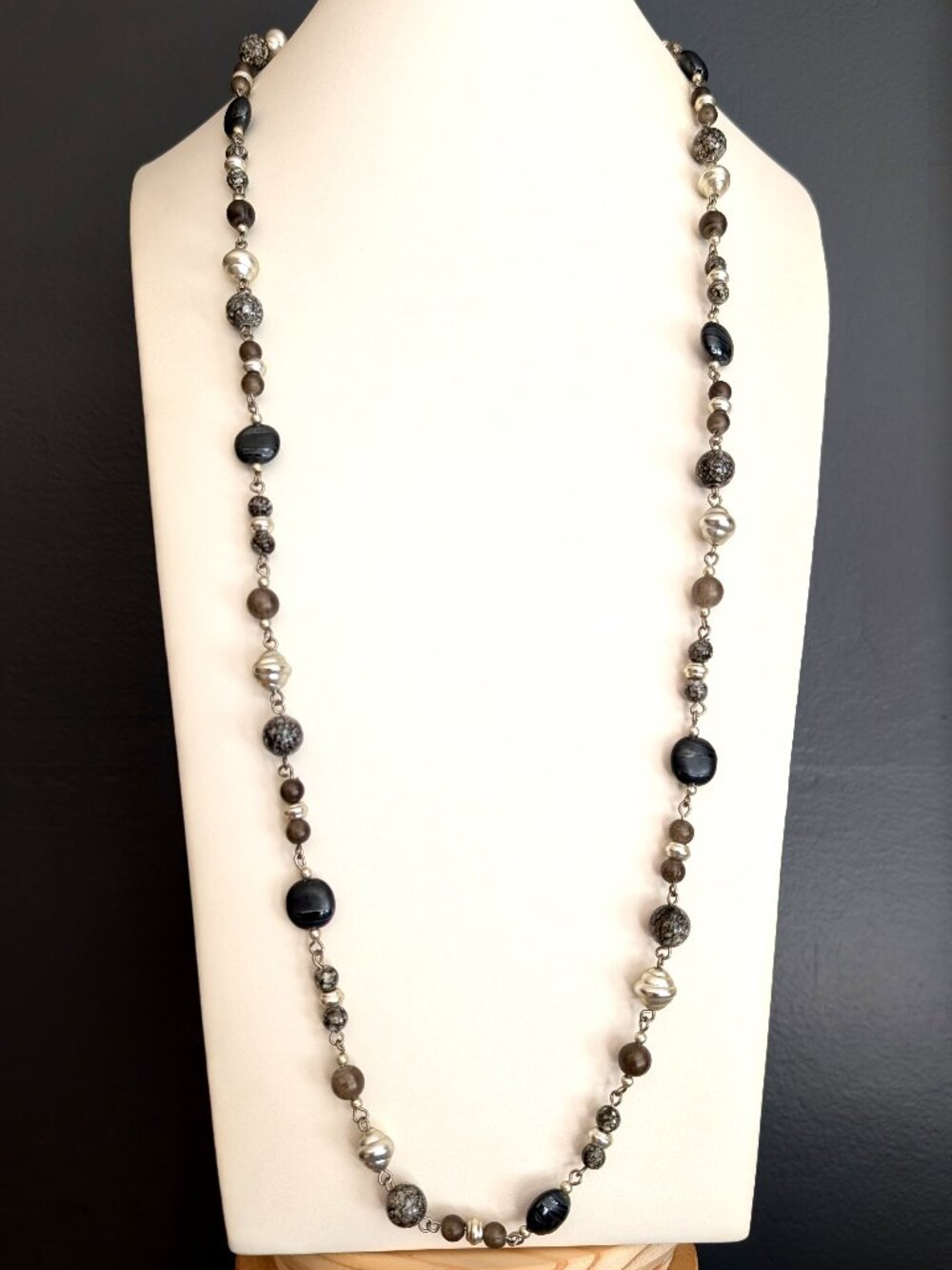 Black, gray and silver beaded necklace